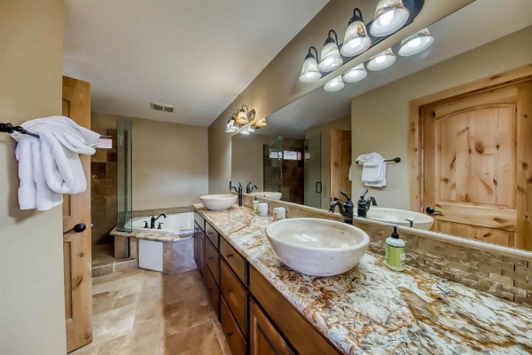 580 Hunter Ridge Dr - View~Topia image 18