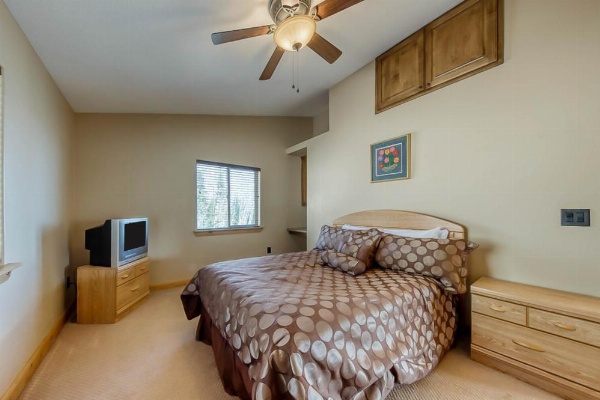 580 Hunter Ridge Dr - View~Topia image 24